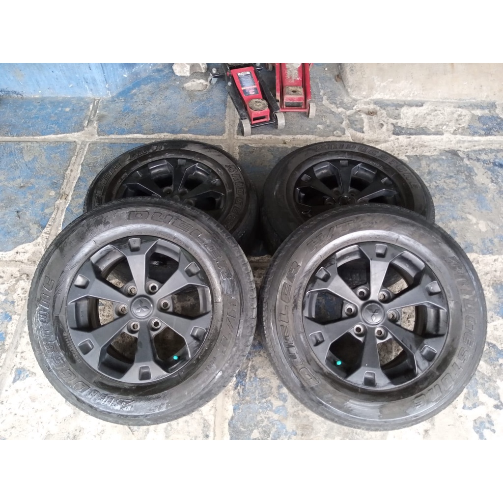 velg mobil bekas murah berkualitas oem original copotan pajero dakar seken bekas murah