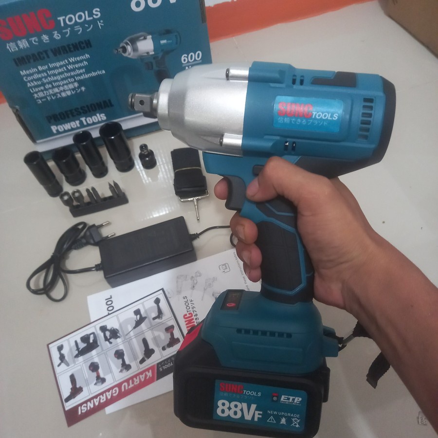 CORDLESS IMPACT WRENCH TRUCK 600NM SUNC TOOLS 88V 1 BATERAI