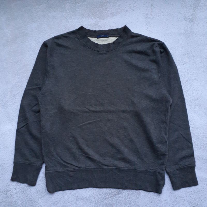 crewneck, crewneck uniqlo second, crewneck second, crewneck second original, crewneck polos, crewnec