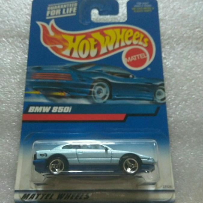 HOT WHEELS BMW 850i. BLUE US CARD TAHUN 1999. ANTIK. WARNA BIRU MUDA.