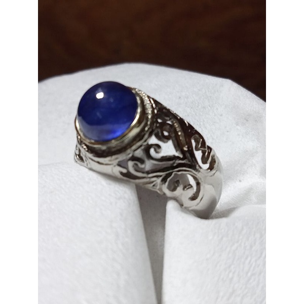 blue sapphire