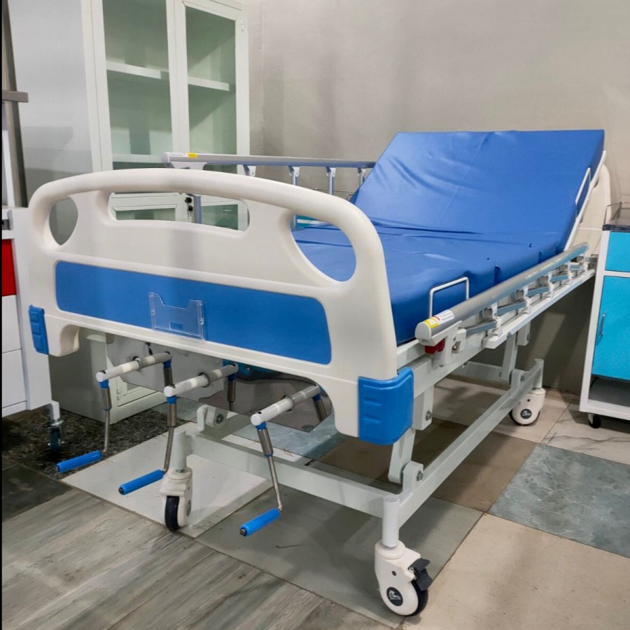 HOSPITAL BED 3 CRANK ABS DELUXE – BED PASIEN 3 CRANK ABS – RANJANG RUMAH SAKIT 3 ENGKOL ABS