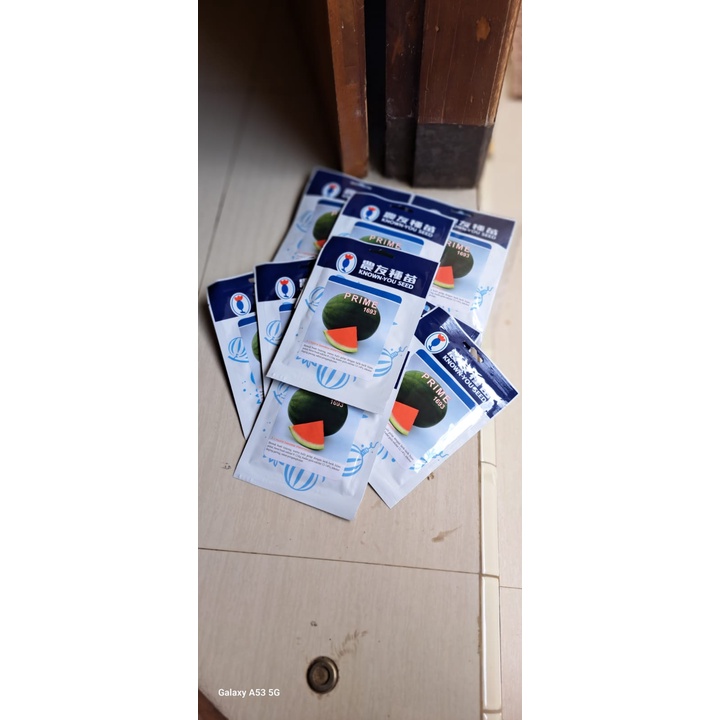 BIBIT/BENIH  SEMANGKA NON BIJI F1 PRIME  BARANG ORIGINAL 100%  MUDAH PERAWATANYA BUAH BESAR,DAPAT FI