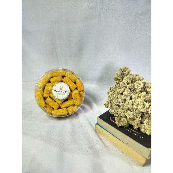 

KUE KERING KASTENGEL 500 GRAM