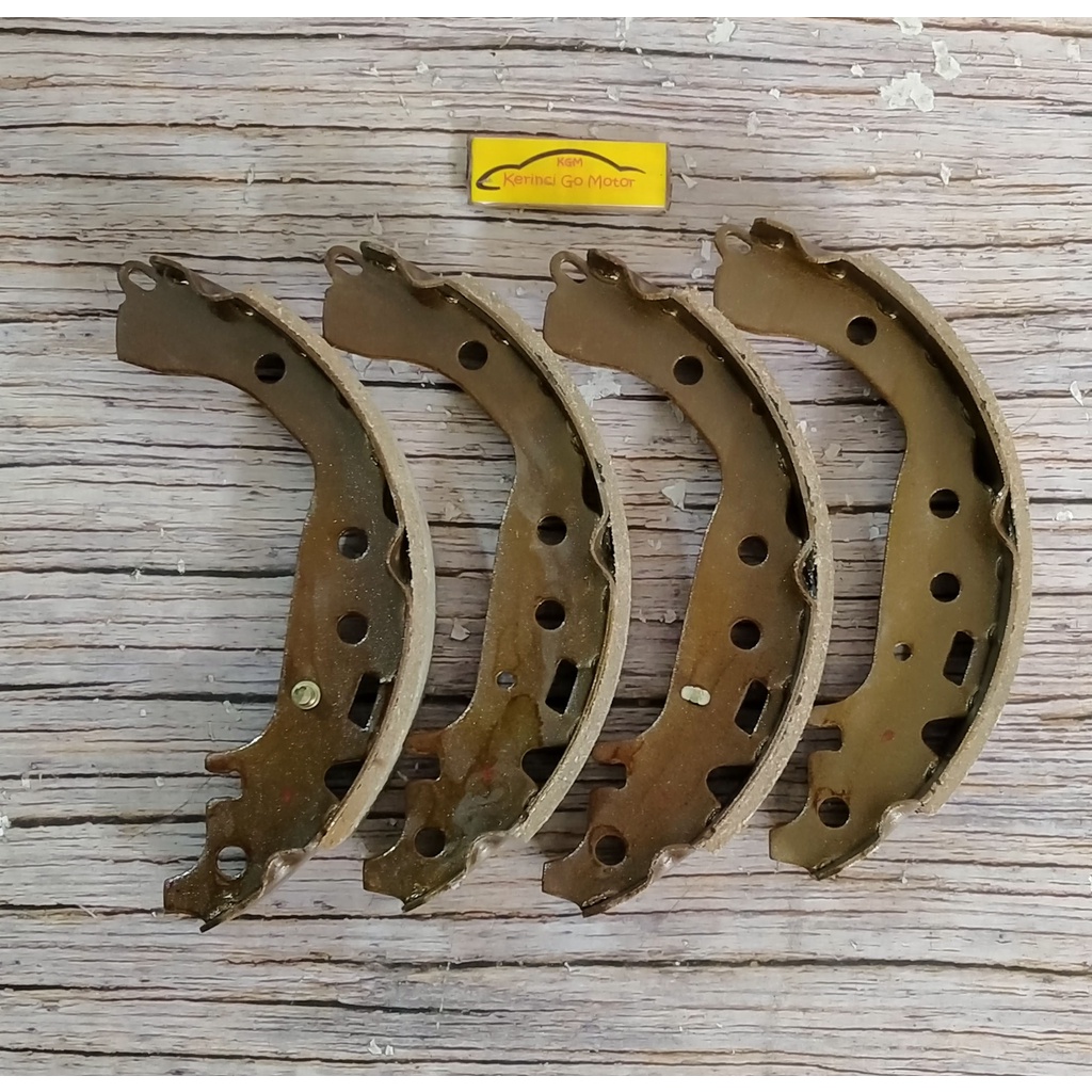 BRAKE SHOE KAMPAS REM BELAKANG YARIS KGW K-291