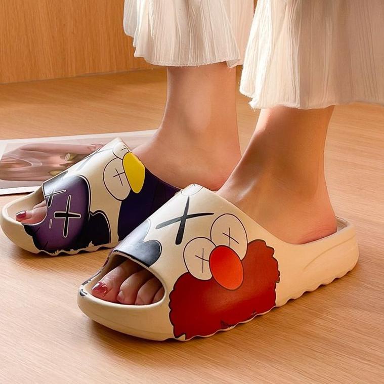 VIRAL Sandal Ye Slide PREMIUM ELMO KAWS X KARAKTER Korea Sendal pria dan wanita Empuk Anti slip lucu