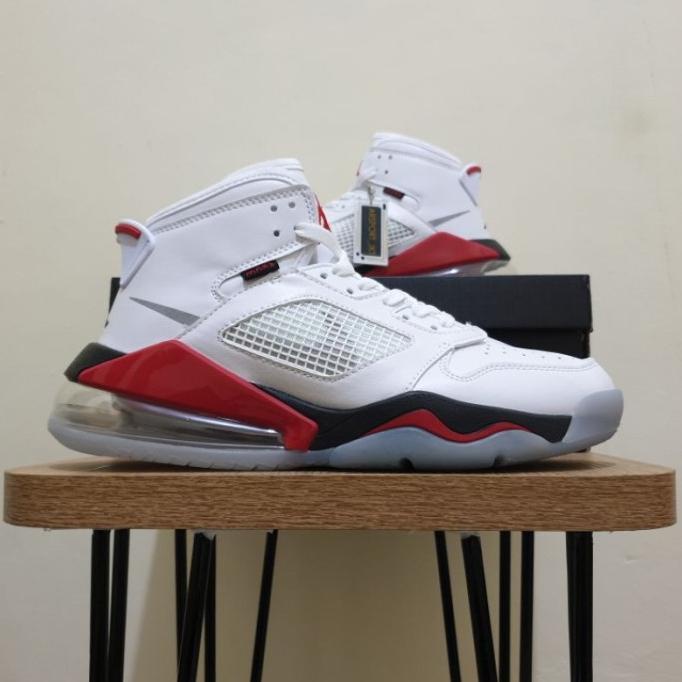 Sepatu Basket X Nike Air Jordan Mars 270 White Red Neptunussz