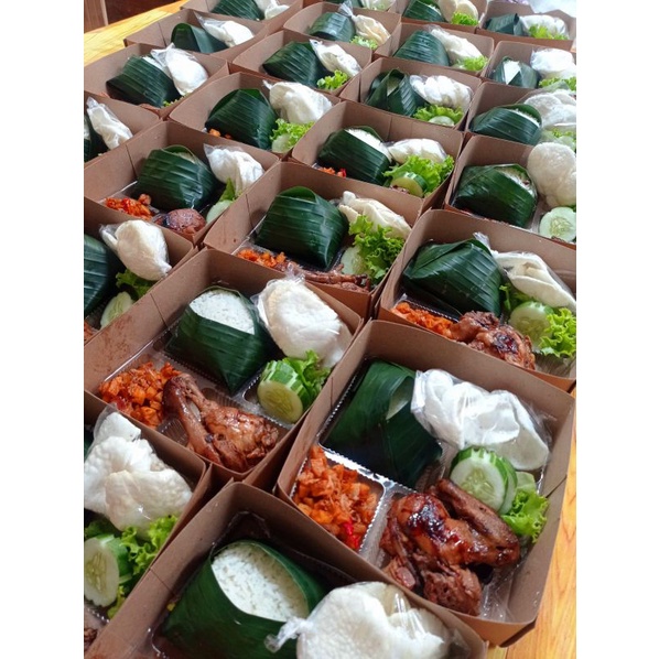 

NASIBOX AYAM BAKAR NASI KOTAK SOLO AYAM BAKAR NASI BOX SOLO