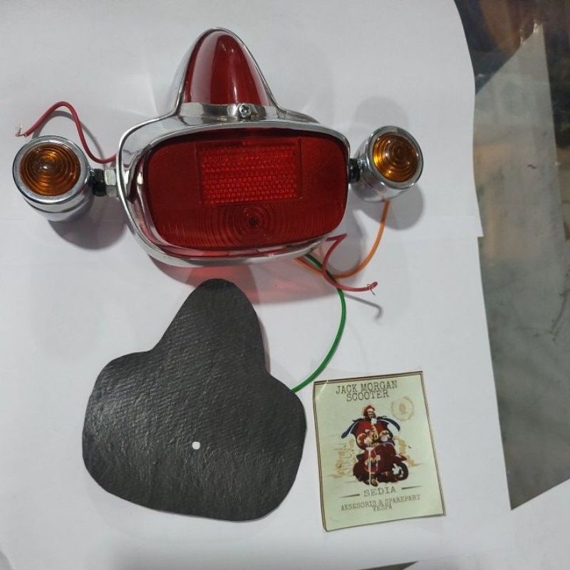lampu vespa vbb / stoplamp vbb / stop lamp vespa vbb / stoplamp dan sein/hazard vespa vbb