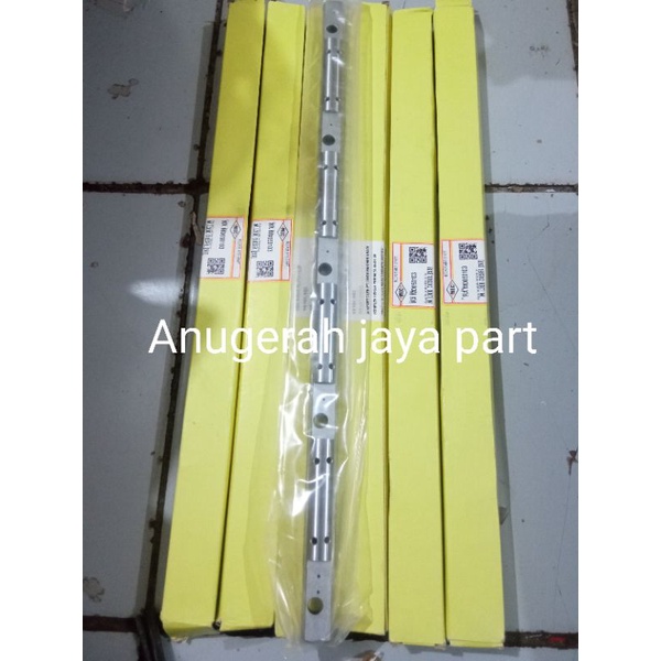 Rocker arm shaft suling klep L300 diesel L 300 disel