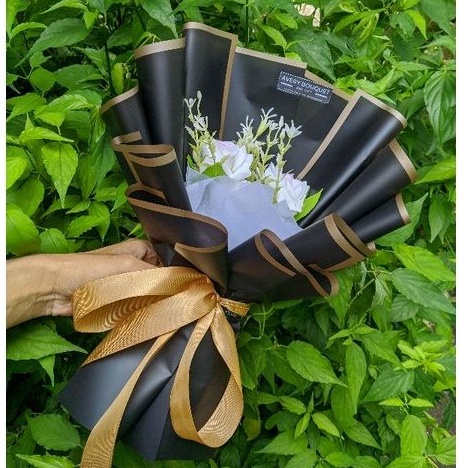 BUCKET BUNGA MURAH JOGJA/ BUKET BUNGA / BUCKET WISUDA HADIAH WISUDA