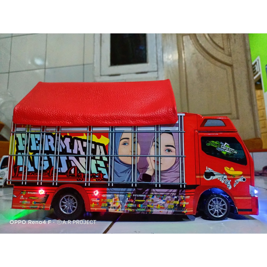 miniatur truck oleng terlaris trending topic lampu kayu bonus terpal