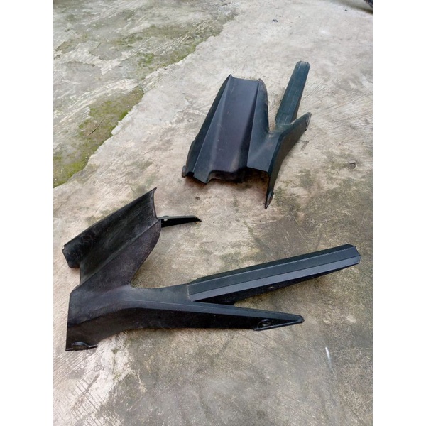 tutup rantai honda cb cbr 150r led second ori