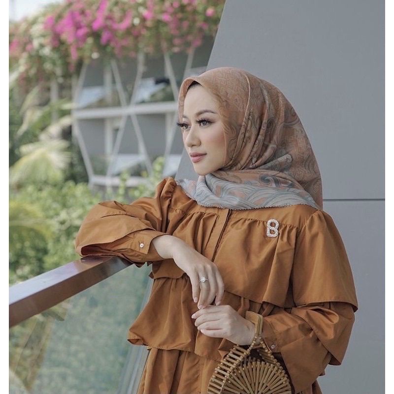 preloved wave sunset buttonscarves