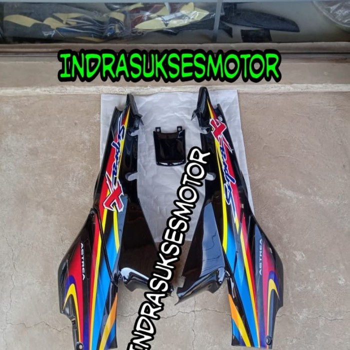 cover body belakang motor supra x lama 2002 2004