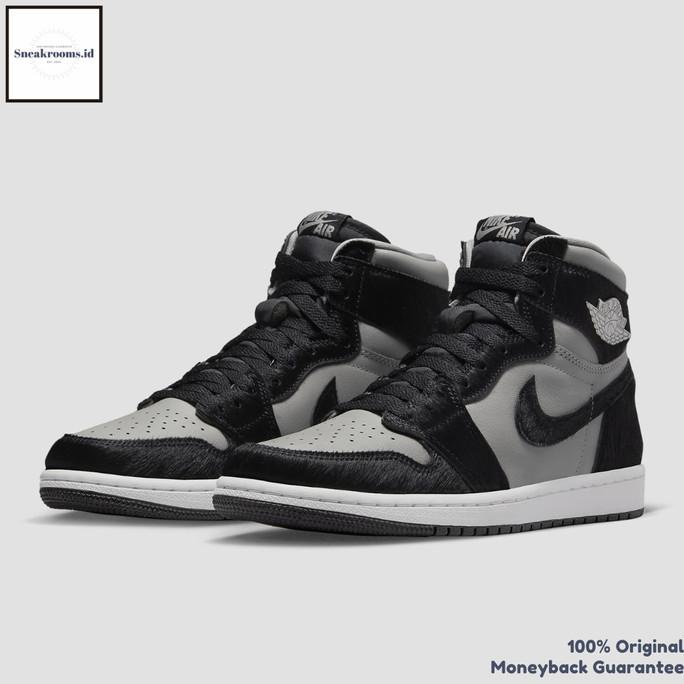 Sepatu Sneakers / Nike Air Jordan 1 Retro High Og Twist 2.0 / Original Neptunussz