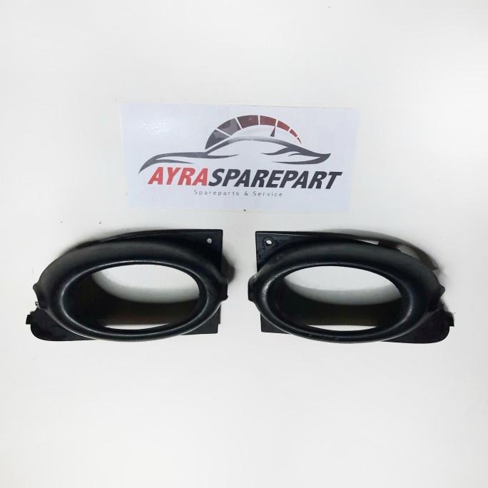 Cover foglamp / cover lampu kabut mobil Honda Stream 2002 - 2003
