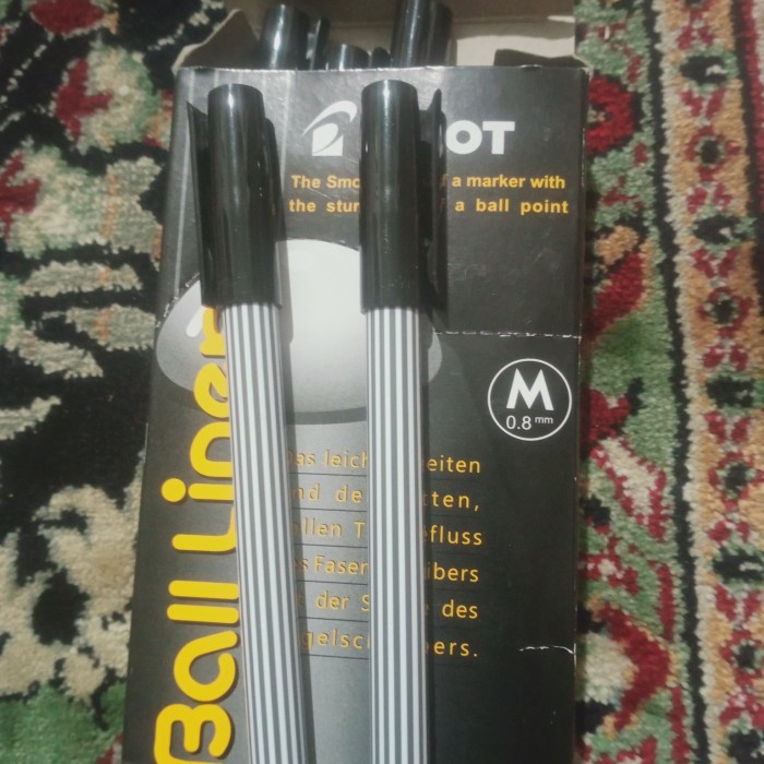 

Terlaris Ballpoint Pilot Balliner 0.8Mm