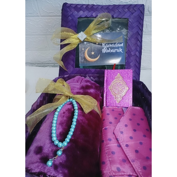 

Hampers parcel HAMPERS hadiah lebaran sajadah bludru al quran metalic mukenah Hampres Lebaran Idul Fitri Terlaris Termurah Kirim Hari Ini Gratis Ongkir Bisa COD Terbaru G0P4