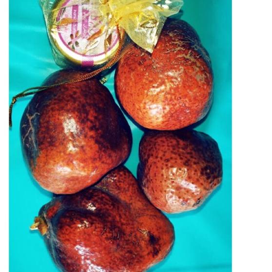 

♂ Paket super Saffron 0,25gr + zuriat 4 buah dan kalau di belah 8 belah ℮
