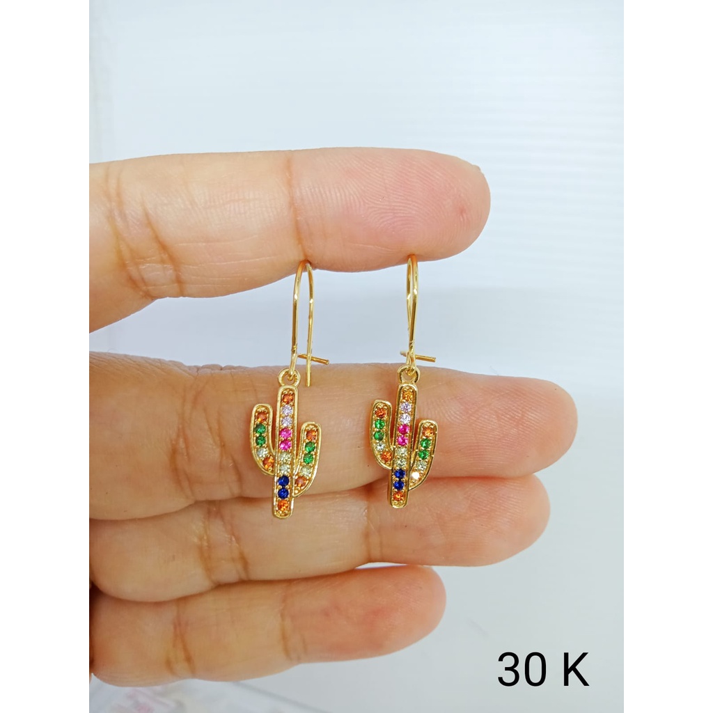 ANTING PERHIASAN IMITASI LAPIS EMAS