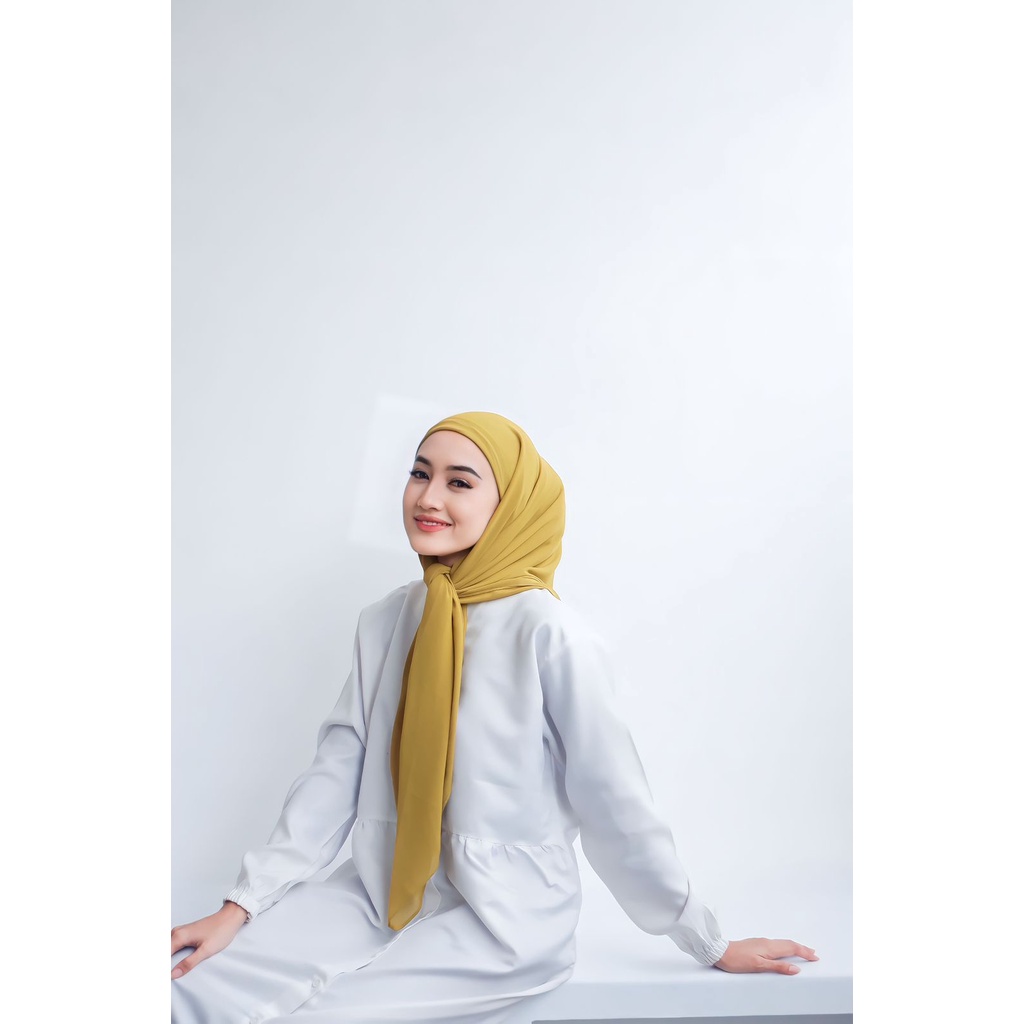 HIJAB JILBAB KERUDUNG SQUARE SEGI EMPAT INSTAN TURKI 2 LAYER-LIME