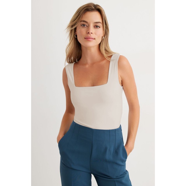 TANK TOP SQUARE Tank Top Wanita Tank Top Korea Atasan Wanita Polos Square Crop Top Korea