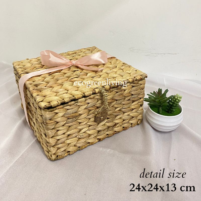 kERANJANG ANYAMAN ENCENG GONDOK RUSTIC HOME STORAGE BOX MULTIFUNGI / HAMPERS BOX / KOTAK PARCEL