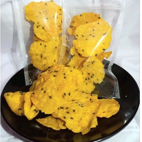 

Keripik Ubi Kuning Wijen