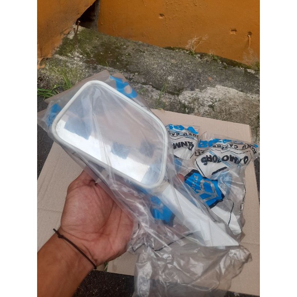 spion vespa bagian kiri putih  vespa exclusive pxe px danmotor