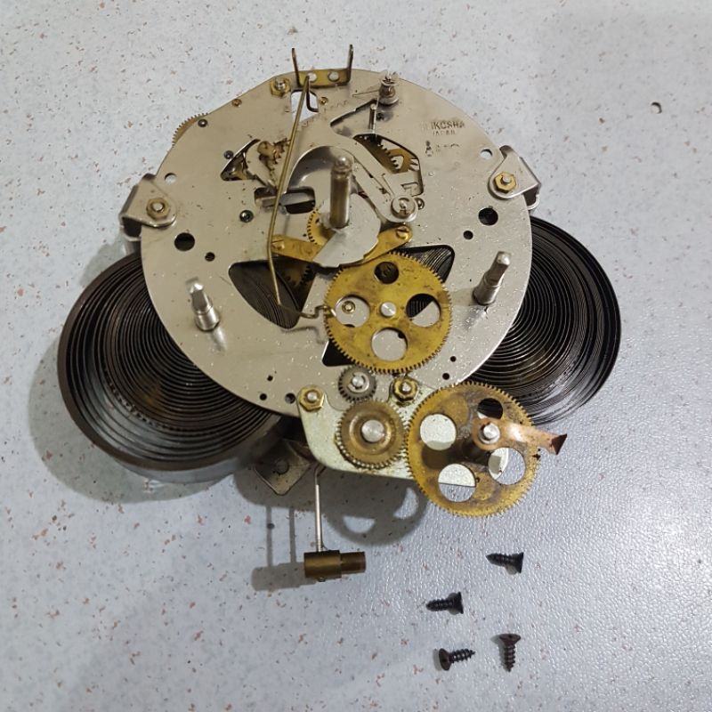 Cuma Mesin Jam dinding vintage Seiko Lorus putar 30 hari sekali lubang dua Jepang