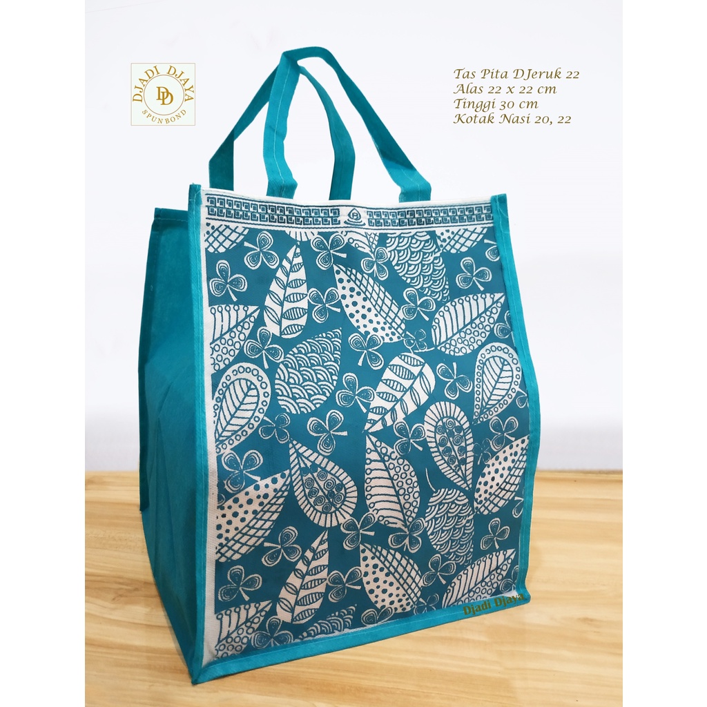 

Tas Hajatan Goodie Bag Pita Kotak 22 DJeruk Tosca