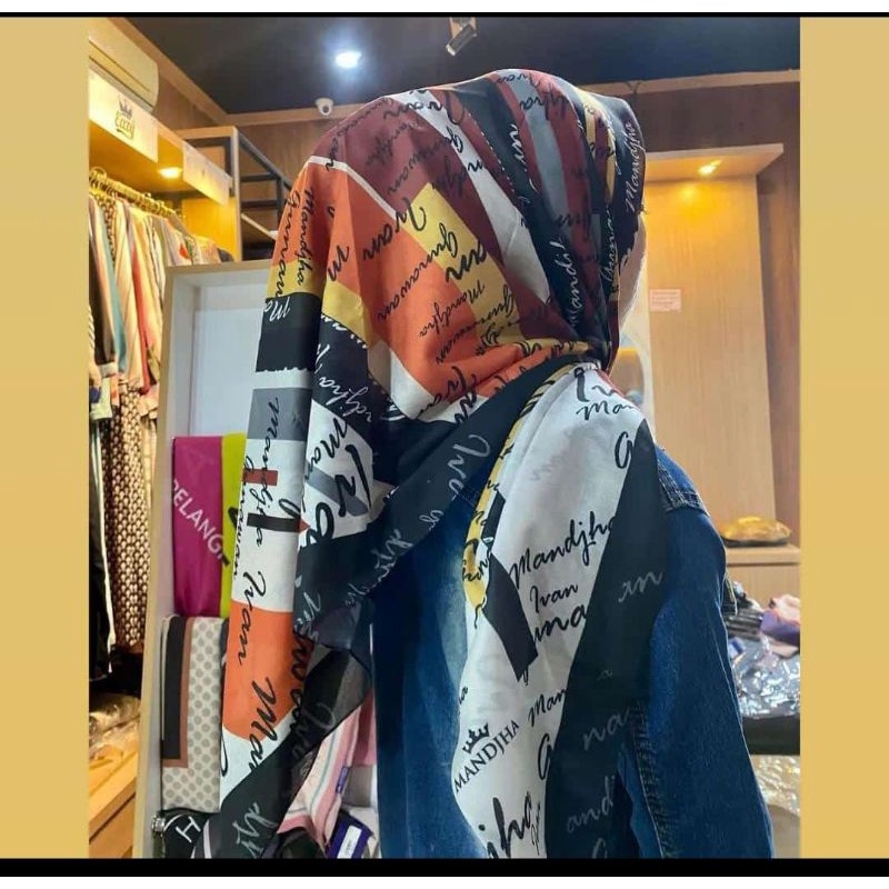 HIJAB IVAN GUNAWAN MANDJA KW