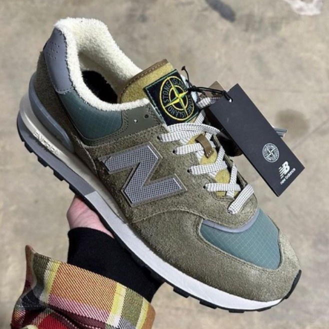 574 STONE ISLAND STEEL BLUE U574LGST