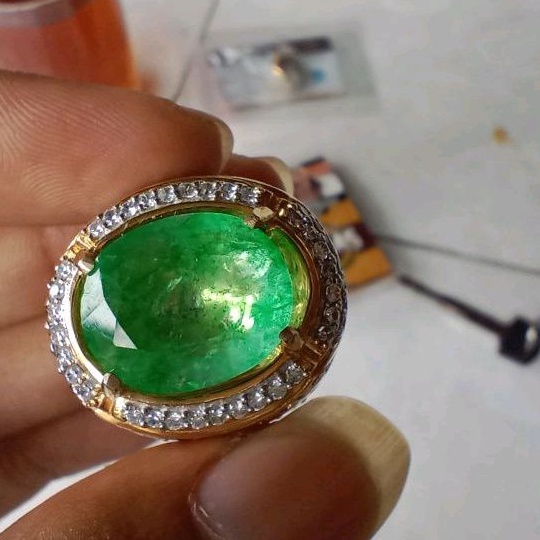 Natural Emerald Beryl/zamrud Columbia+memo