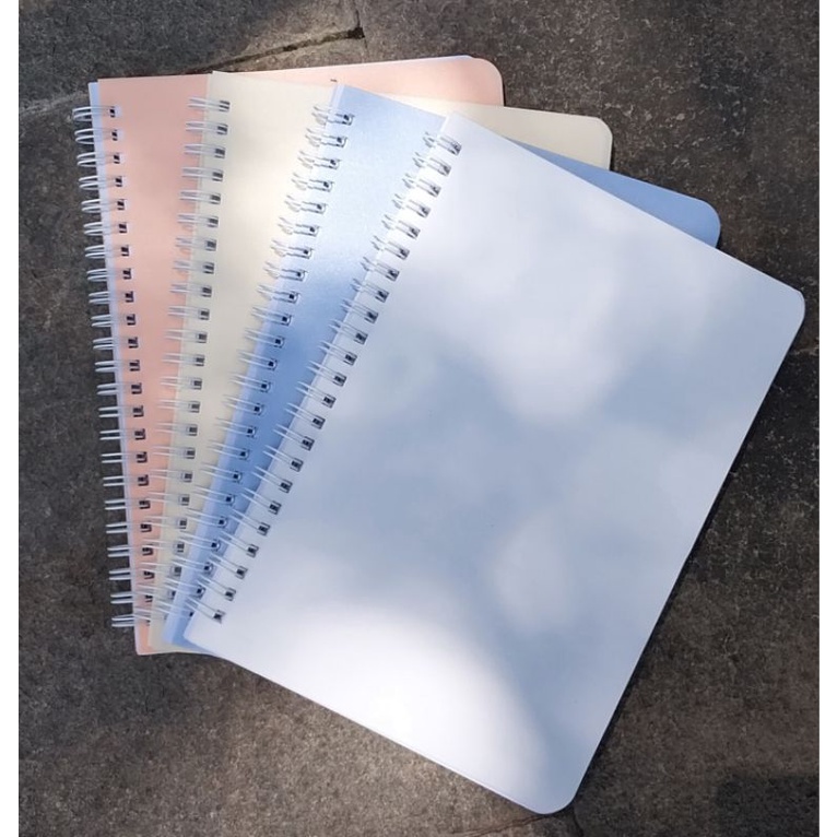 

Joyko Spiral Notebook A5 70 gsm 60 Lembar warna Pastel