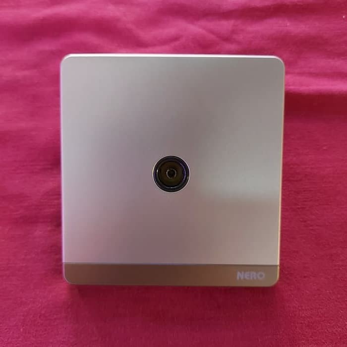 Q7TVG Stop Kontak TV Decora Gold Nero