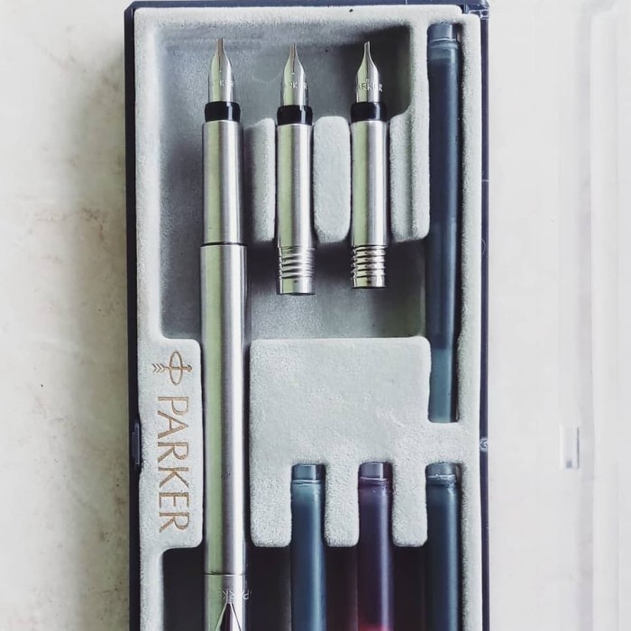 parker calligraphy pen/pulpen kaligrafi/khusus kaligrafi arab