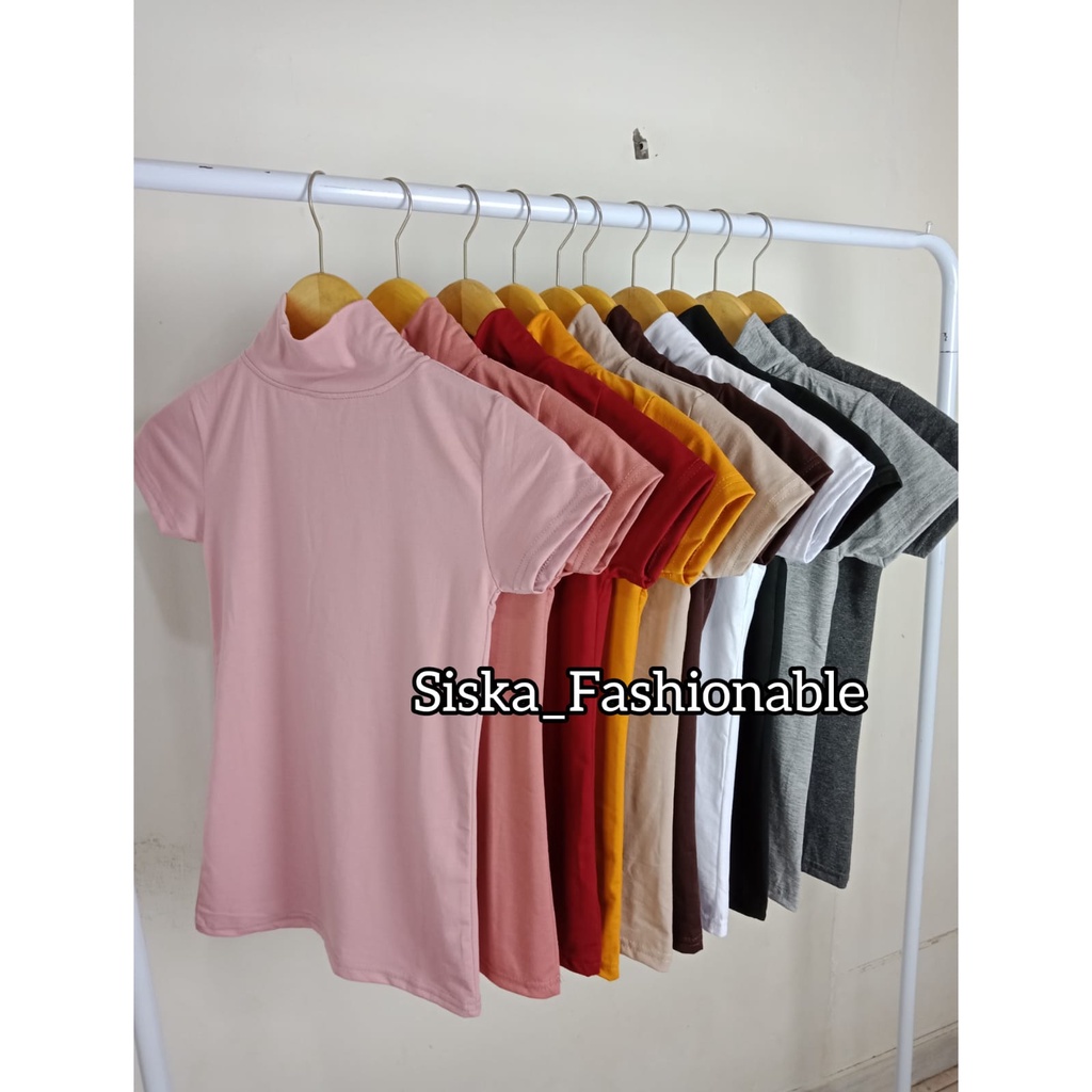 Kaos Leher Tinggi Lengan Pendek - Size S