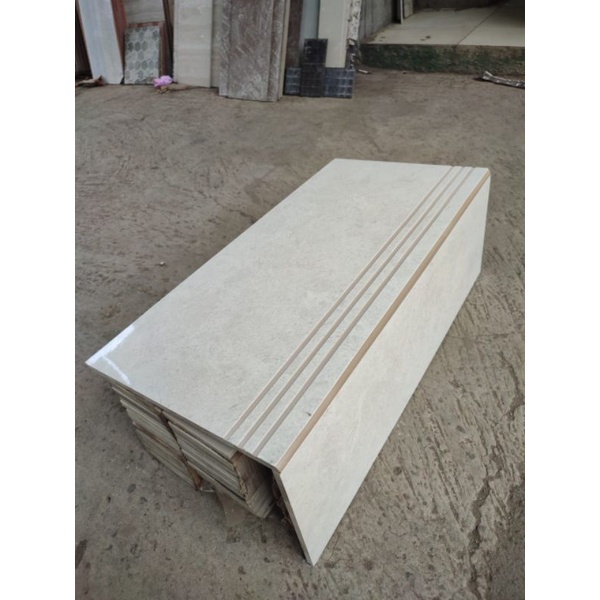 Granite tangga 30x60 20x60 Kayla white