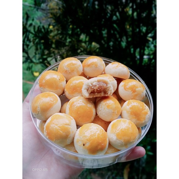 

kue kering/isi 6 toples ukuran 250gram