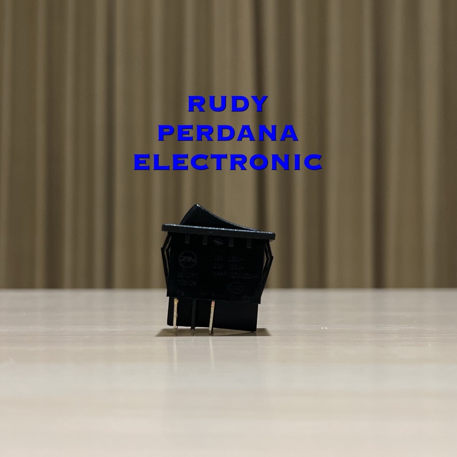 SWITCH ROCKER SAKLAR ON OFF 4 PIN KOTAK ZN 15A 250V 20A 125V - 31MM x 25MM 31x25 MM