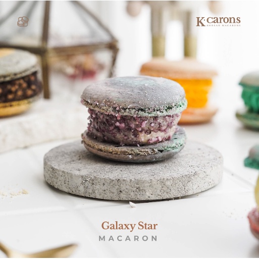 

MACARON Galaxy Star by Kcarons.id