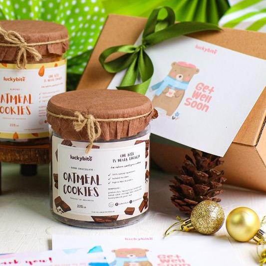 

❈ Get Well Soon (GWS) Hampers/Hampers Lekas Sembuh - Oatmeal Cookies 2 Jar + FREE Greeting Card + Pita ✪