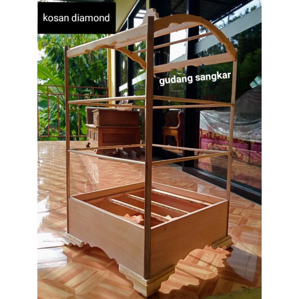 sangkar KOSAN DIAMOND ambrukan tiang segitiga