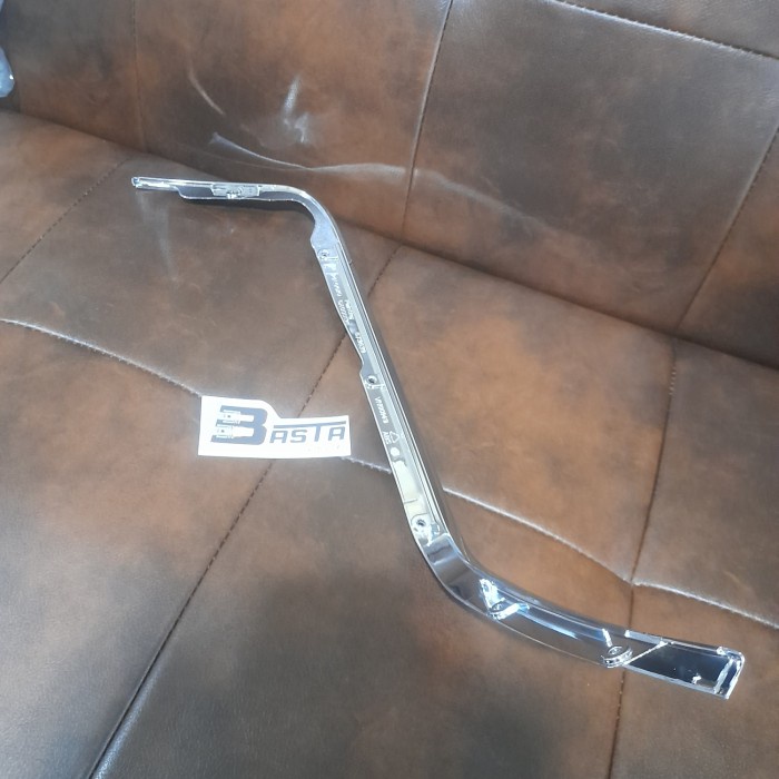 List Body Atas Kiri Vespa Sprint / Primavera