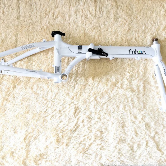 Frame Fork FNHON BLAST putih Discbrake 20inc New