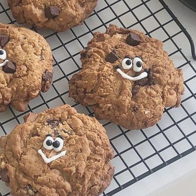 

♚ Cookies Feelin' Good ✬