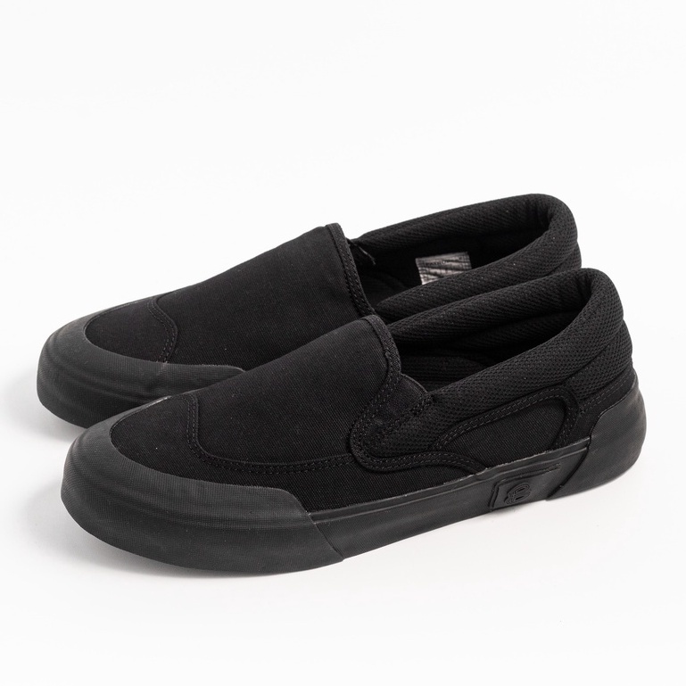 PATROBAS Slip On All Black Original Sepatu Sneakers Petrobas Slop Full Black