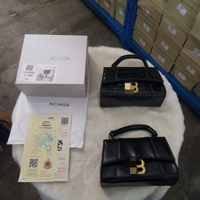 DDB61123 Tas Selempang Wanita Fashion Import Hourglass Premium Sling Bag Ready Jakarta Bisa COD (With Box)